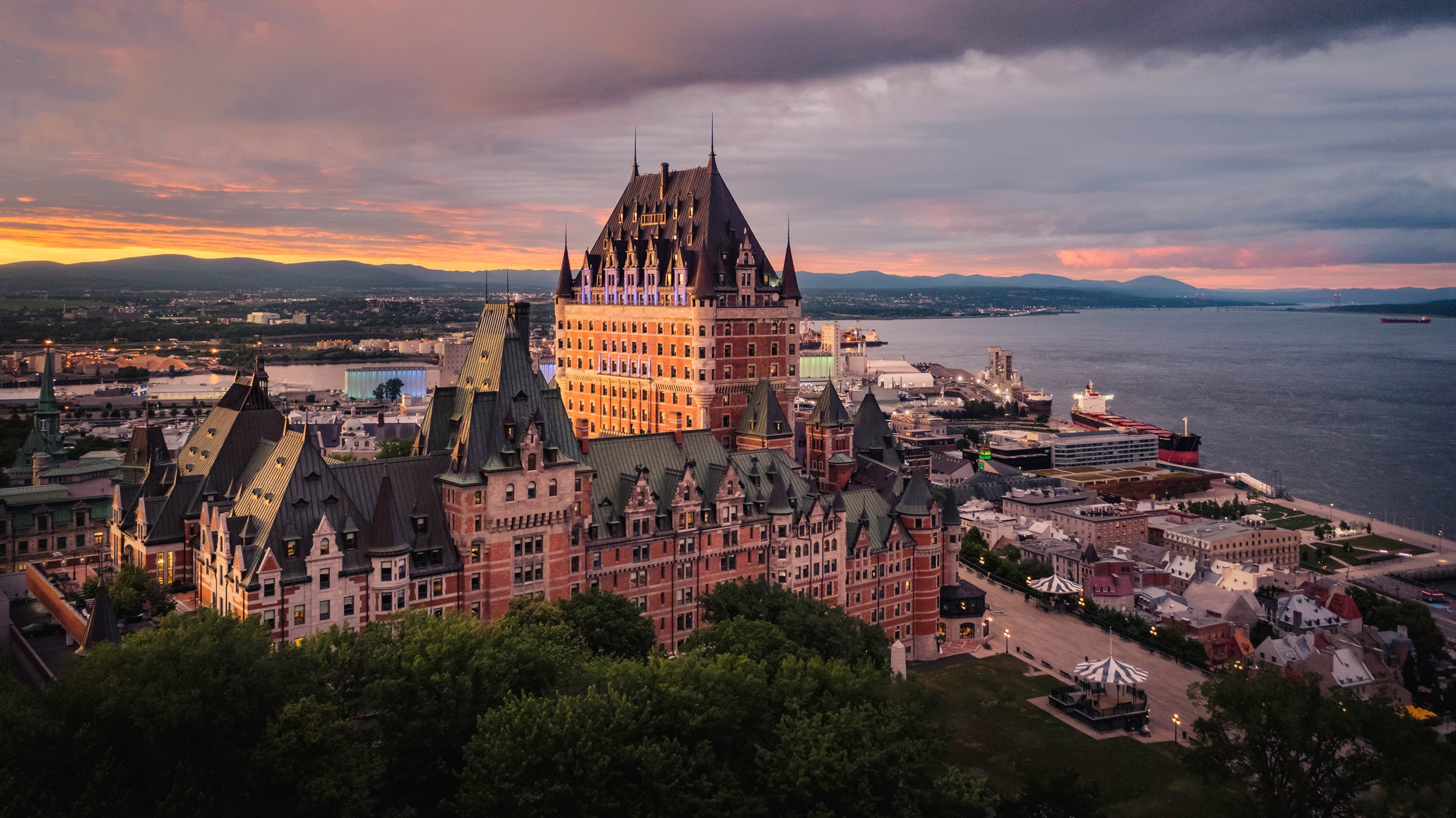 chateau frontenac tour