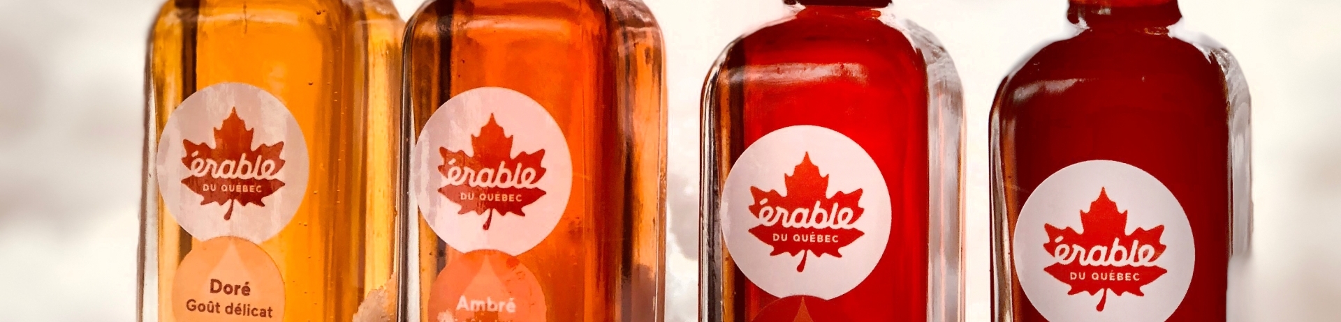 photo-bouteilles-sirop-erable-erableduquebec
